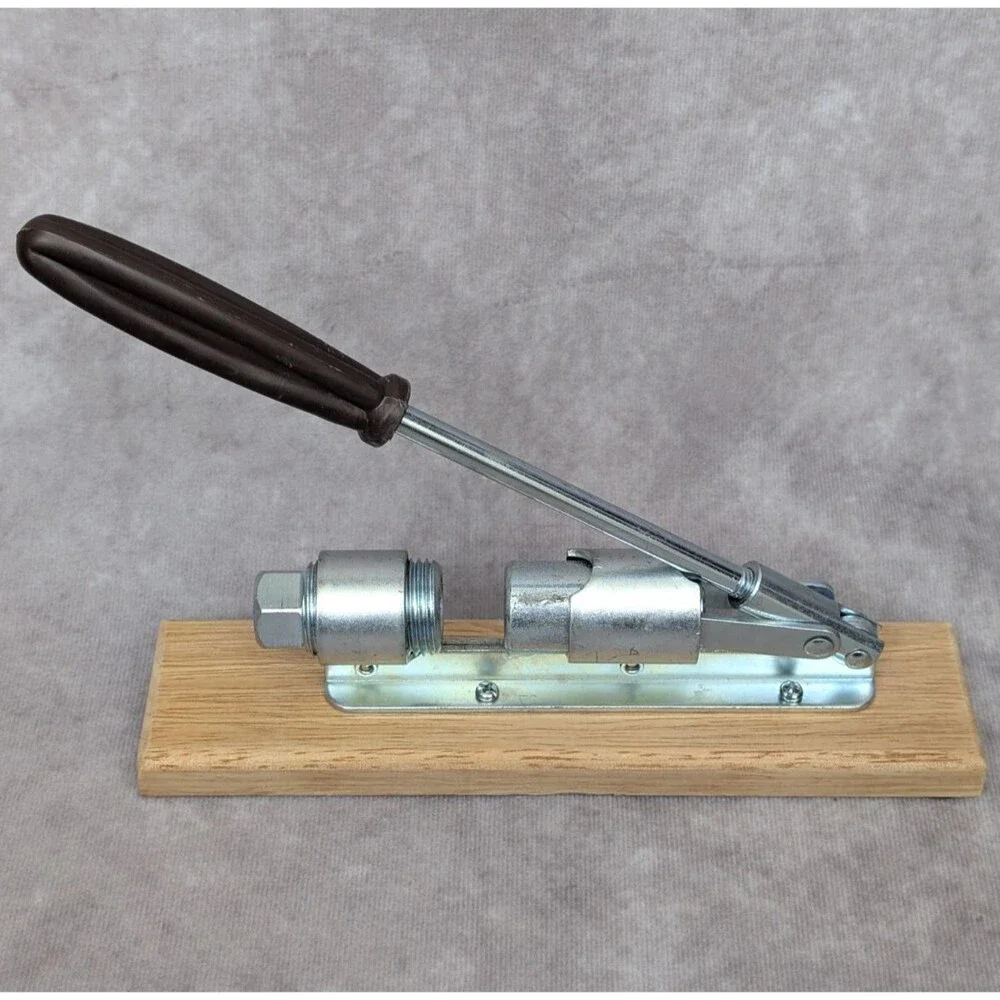 Deluxe Nut Cracker Machine Steel Wood Base Original Box 23557 Made in Taiwan
